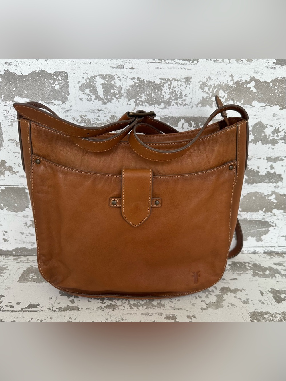Frye Olivia Large Leather Crossbody Saddle Bag